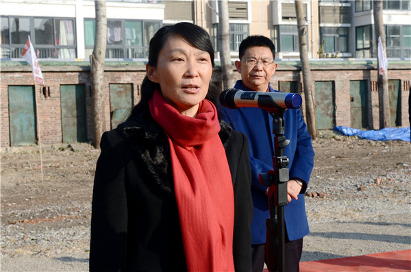 校长管英俊宣布教学科研病房综合楼项目开工 校长管英俊宣布教学科研病房综合楼项目开工