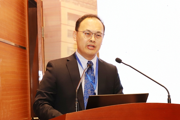 国家康复辅具研究中心附属康复医院矫形外科副主任臧建成介绍《Lower Limb Deformities》(下肢畸形外科)英文专著由来 国家康复辅具研究中心附属康复医院矫形外科副主任臧建成介绍《Lower Limb Deformities》(下肢畸形外科)英文专著由来