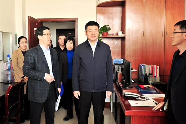 李明到组织部(党校、人才工作办公室)和统战部调研 李明到组织部(党校、人才工作办公室)和统战部调研