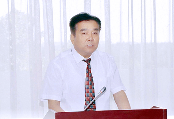 校党委书记李欣章讲话 校党委书记李欣章讲话